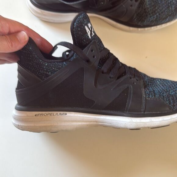 APL Ascend Metallic Knit Sneakers 9.5 - Picture 4 of 6